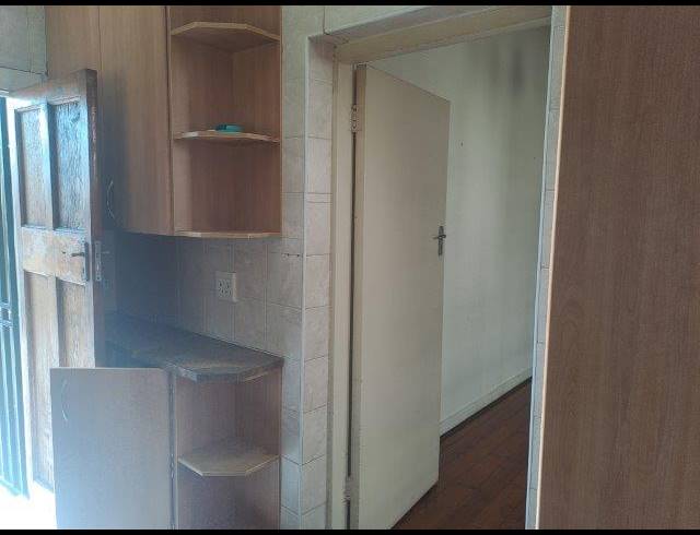 3 BEDROOM HOUSE FOR SALE IN KENSINGTON